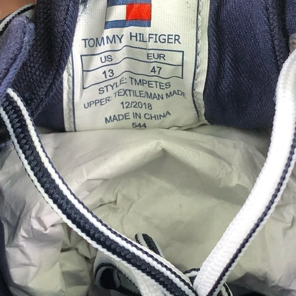 TOMMY Hilfiger Petes Low Top Boat Shoes